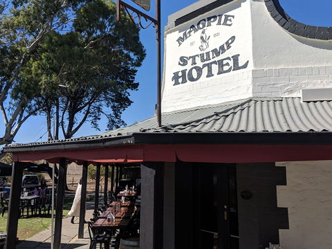 Magpie And Stump Hotel - Dalby Accommodation 0