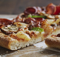 Domino's - Alexander Heights - Dalby Accommodation