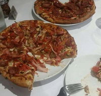 Giovanni Ristorante Pizzeria - Dalby Accommodation