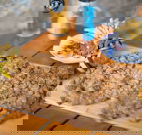 The Bavarian - Maribyrnong - Dalby Accommodation