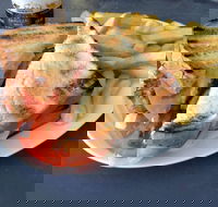 Peter's By The Sea - Dalby Accommodation