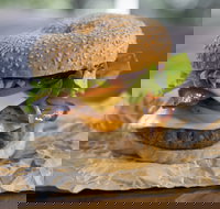 Bucking Bull - Maddington - Dalby Accommodation