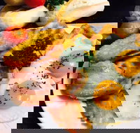 Wafflin on Cafe - Dalby Accommodation