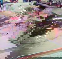 Shots on Wax - Dalby Accommodation