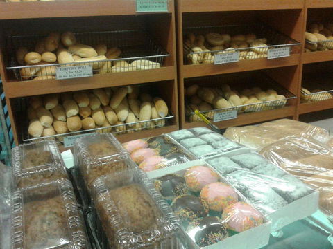 Bass Hill Hot Bread - Dalby Accommodation 0