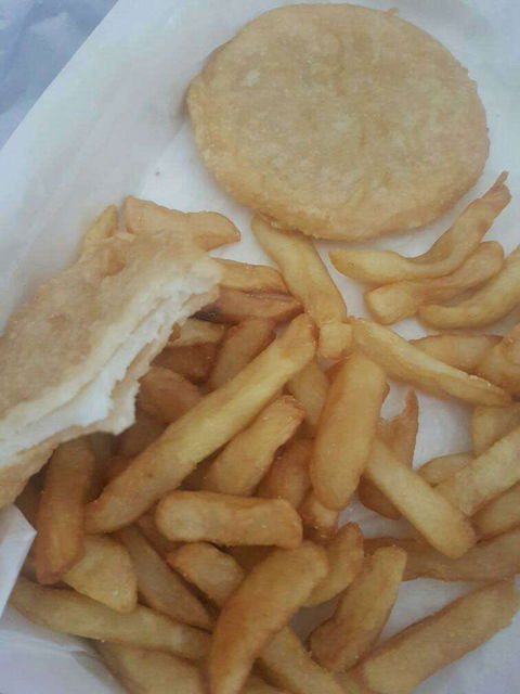 Snappers Fish & Chippery - Dalby Accommodation 0