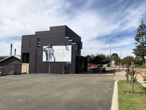 Terra Canberra - Dalby Accommodation 0