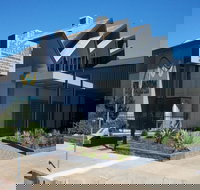 75 on Arthur at The Wellington Soldiers Memorial Club - Dalby Accommodation