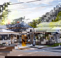 Badger and Hare - Dalby Accommodation