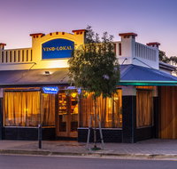 Vino Lokal - Dalby Accommodation