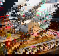 Molly May's Quality Foods - Dalby Accommodation