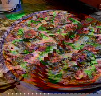 Beaches Pizza bar - Dalby Accommodation
