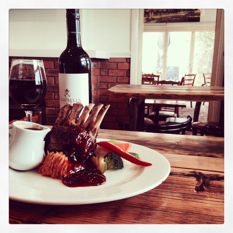 Royal Mail Hotel Mulwala - Dalby Accommodation 1