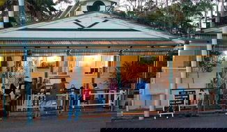 Sunshine Bay Restaurants and Takeaway Dalby Accommodation Dalby Accommodation