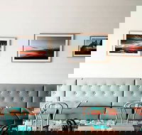 Doyle  Sons - Dalby Accommodation