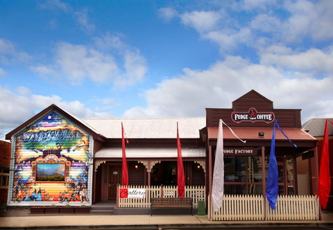 Fudge N Good Coffee - Dalby Accommodation 0