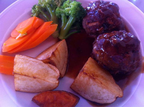 Royal George Hotel - Dalby Accommodation 0