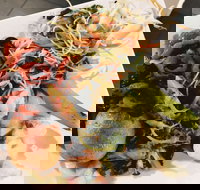 Star Buffet - Dalby Accommodation