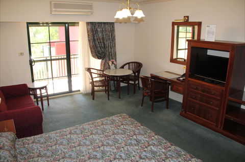 O'Connell Street Cafe - Dalby Accommodation 0