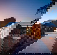 Petaluma Cellar Door - Dalby Accommodation