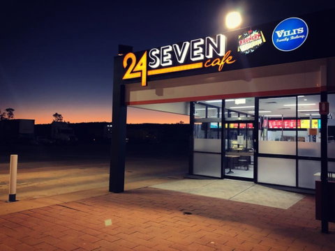 24 Seven Cafe - Dalby Accommodation 0