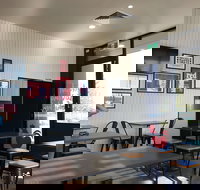 Red Rooster - Butler - Dalby Accommodation