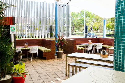 Thistle Bar - Dalby Accommodation 0