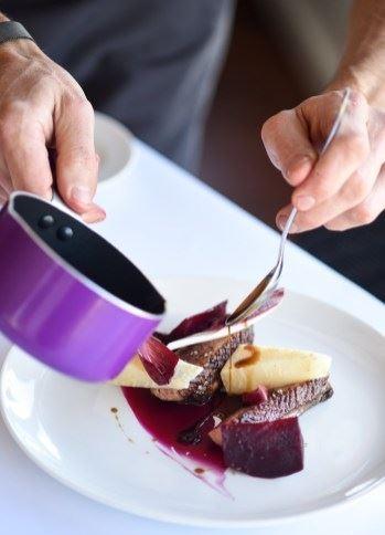Linq Bar Restaurant - Dalby Accommodation 9