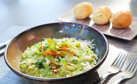 St James Hotel Restaurant - Dalby Accommodation 7