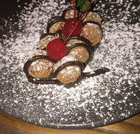 The Wolf Wine Bar - Dalby Accommodation