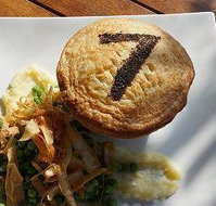 The Pickled Duck - Dalby Accommodation