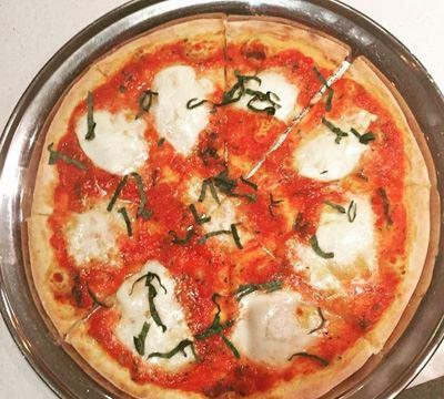 Farina 00 Wood Fired Pizza - Dalby Accommodation 5