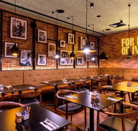 Ivy  Jack - Dalby Accommodation