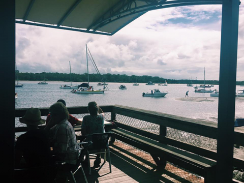 Tin Can Bay Yacht Club Bistro - Dalby Accommodation 4