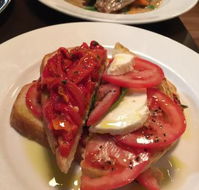 Cugini - Dalby Accommodation