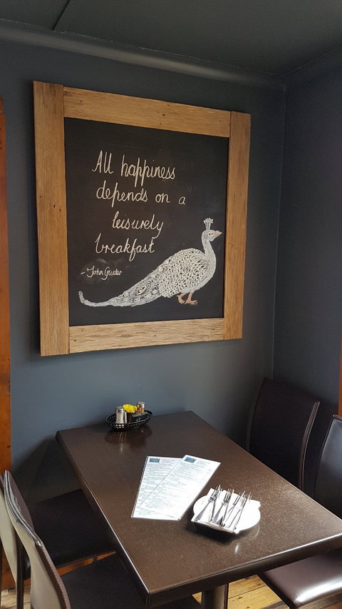 Moby Dicks Breakfast Bar - Dalby Accommodation 1