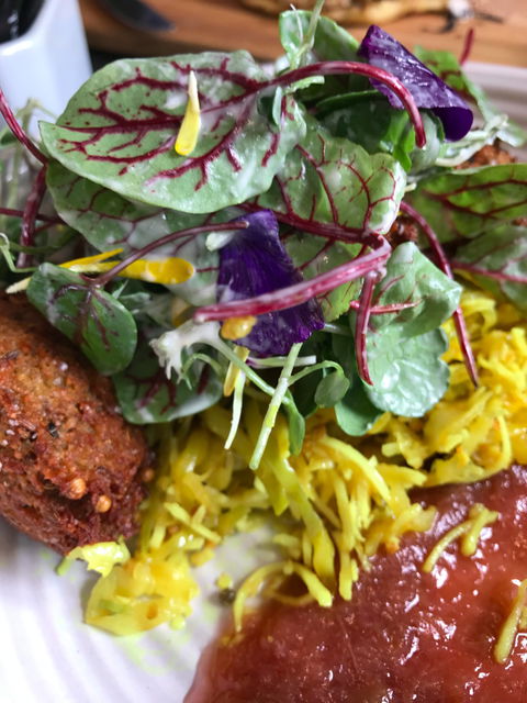 Famished On Frasers - Dalby Accommodation 3