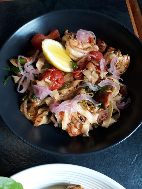Famished On Frasers - Dalby Accommodation 4