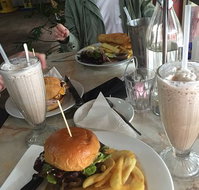 Top Notch Cafe - Dalby Accommodation