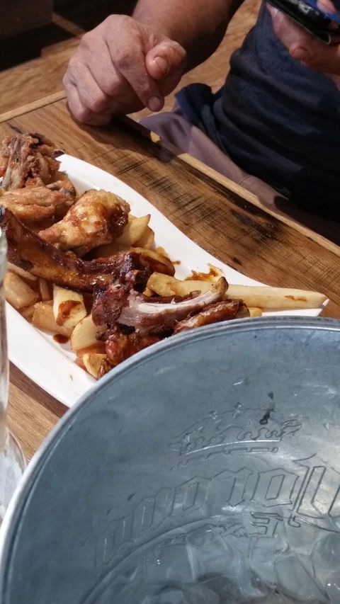 Lone Star Rib House - Dalby Accommodation 4