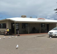Barnacles Food Bar - Dalby Accommodation