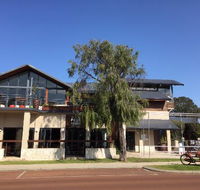 The Pour House Bar and Kitchen - Dalby Accommodation