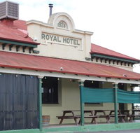 Royal Hotel - Dalby Accommodation