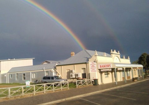 Shipwrecked Gourmet Bakery - Dalby Accommodation 0