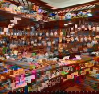 Sticky Fingers Candy Store - Dalby Accommodation