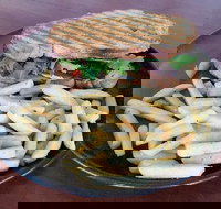 Two Little Black Birds Cafe - Dalby Accommodation