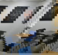 Pruners Hut - Dalby Accommodation