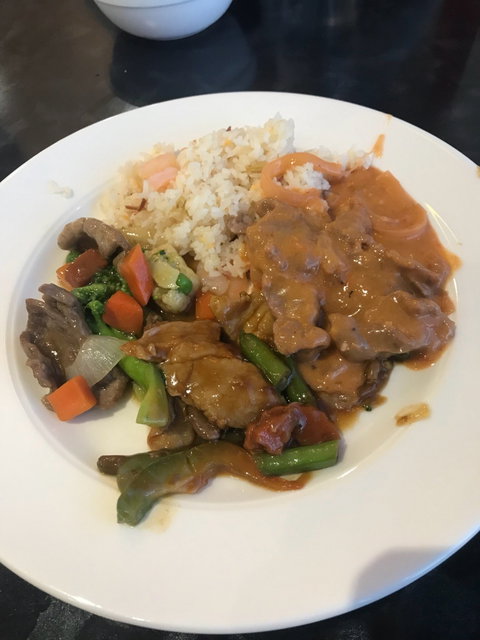 Queen Bee Indonesian And Chinese Restaurant - Dalby Accommodation 2