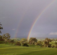 Tenafeate Creek Winery - Dalby Accommodation