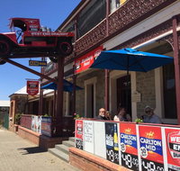 Blumberg Hotel - Dalby Accommodation